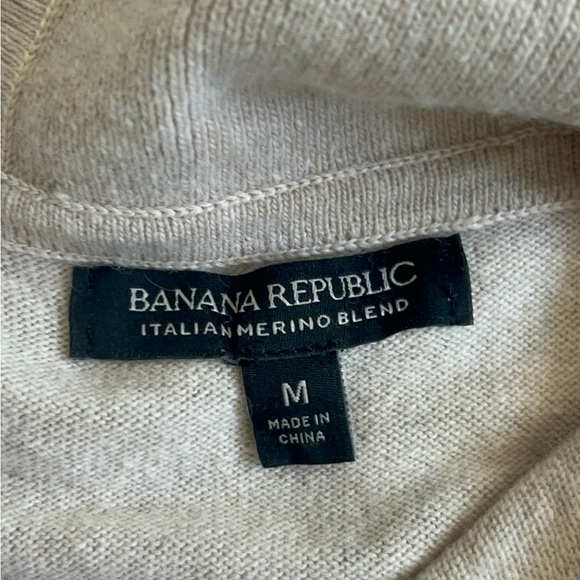 Banana Republic Italian Wool Blend Hoodie Sweater - Picture 7 of 12
